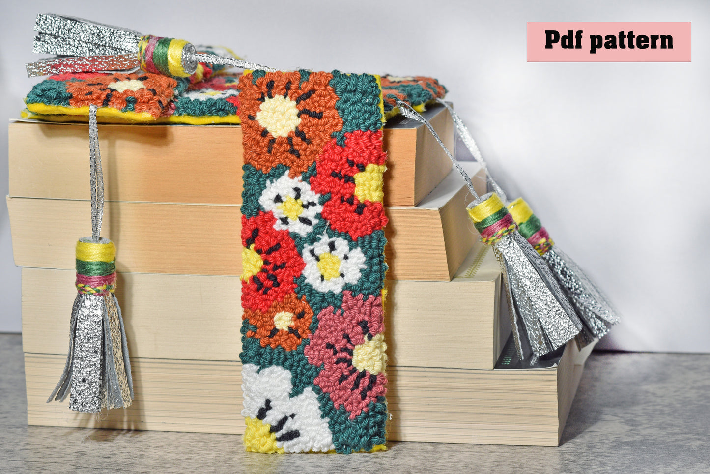 Floral punch needle bookmark with tassel - digital pattern