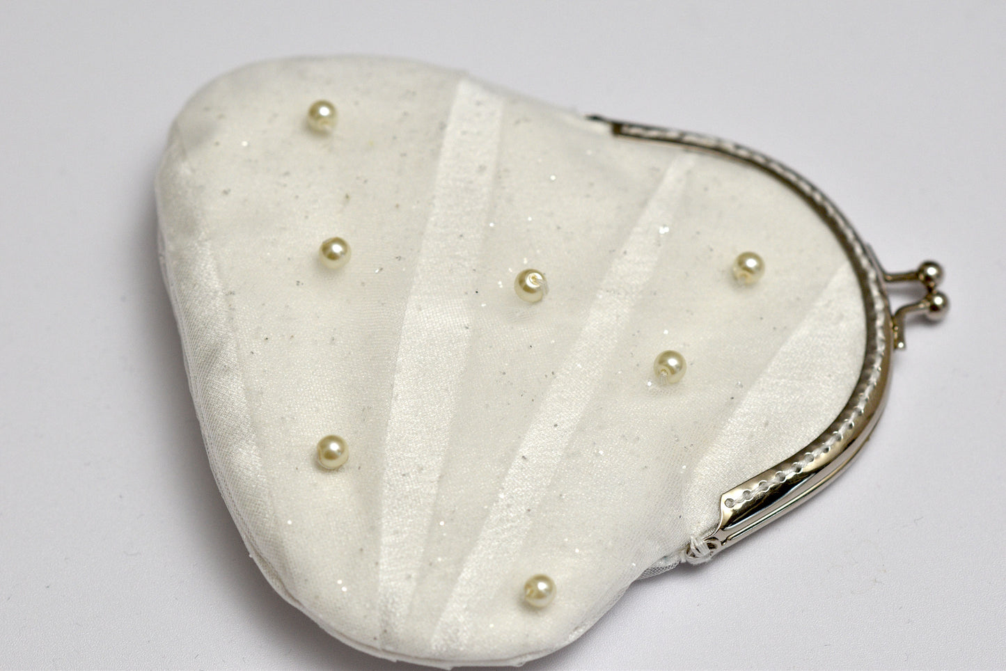 Handmade Draped Mini Clasp Purse – 15x14cm Bridal Evening Bag with Pearls | Elegant Gift | Soft Tulle Fabric |