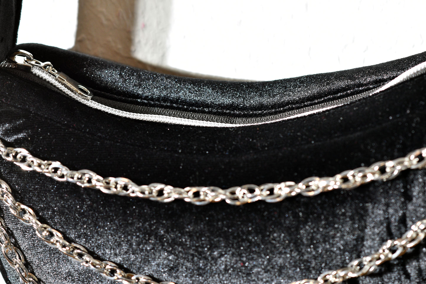 Black Velvet Evening Bag with Decorative Chains – Soft Elegance Half-Moon Shoulder Purse for Weddings & Special Events